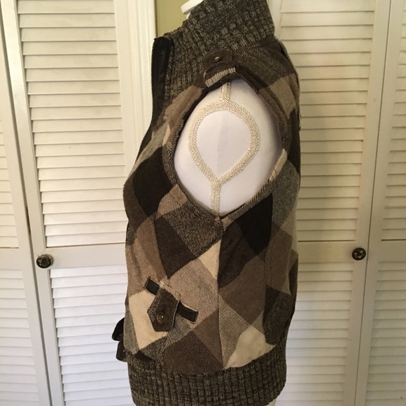 BKE Brown Plaid Wool Blend Cozy Vest Size M - Picture 4 of 9